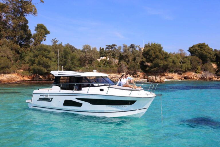 Premier Yachting CO