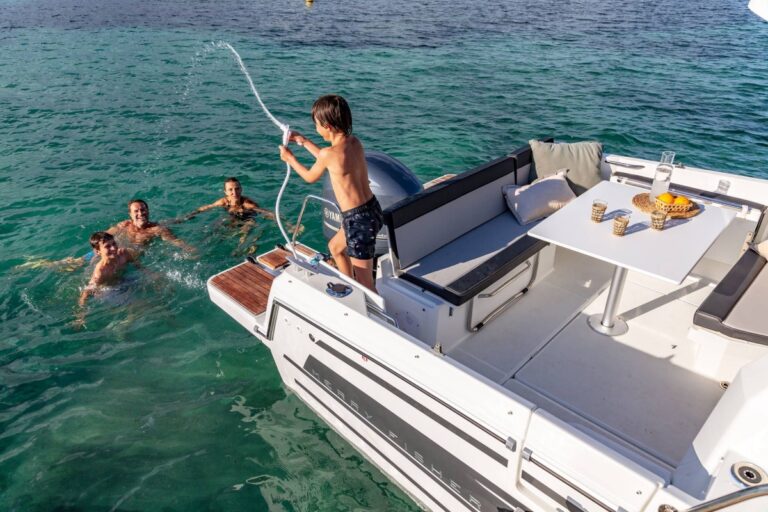Premier Yachting CO