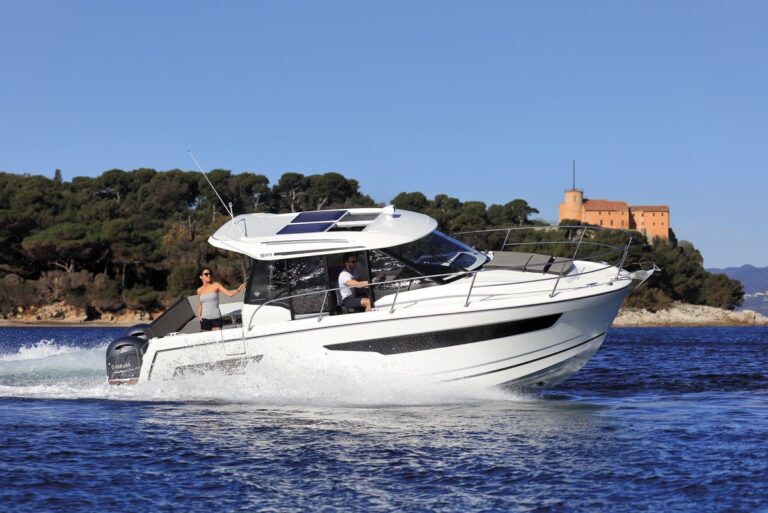 Premier Yachting CO